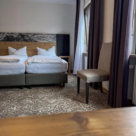 Hotel-restaurant Dechbettener Hof Hotel Regensburg