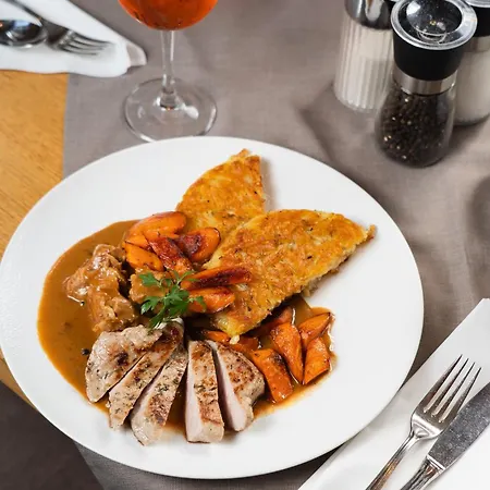 Hotel-restaurant Dechbettener Hof ريغنسبورغ