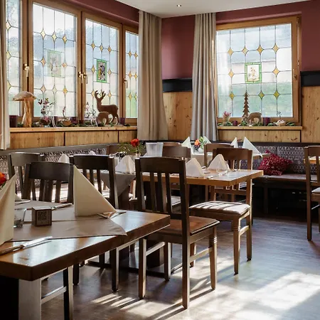 Hotel-restaurant Dechbettener Hof Hotel *